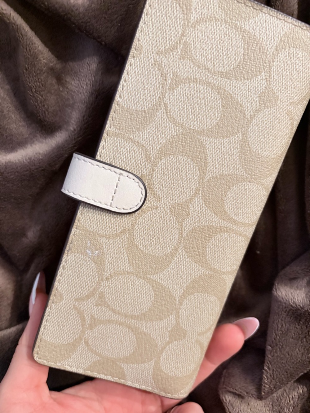 Vintage Coach Continental Wallet in Light Beige Signature Print - Picture 3 of 6